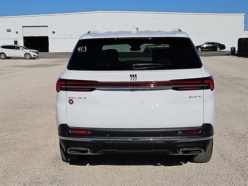 New 2026 Buick Enclave Preferred image 4