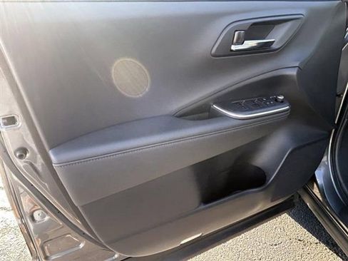 Used 2023 Toyota Crown XLE image 25