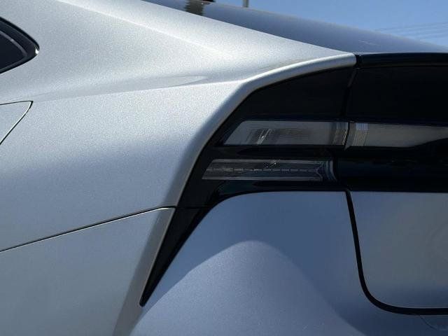 Used 2024 Toyota Prius Prime Premium FWD image 8