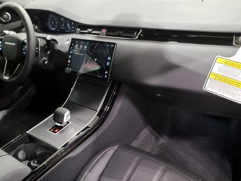 New 2026 Land Rover Range Rover Evoque S image 4