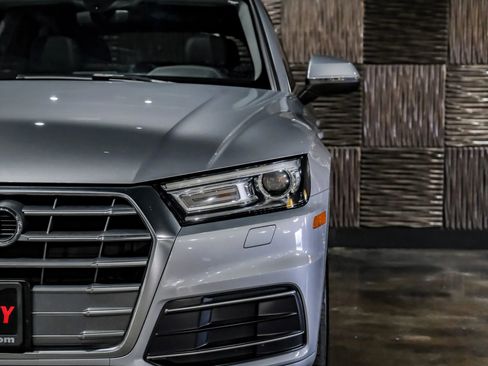 Used 2019 Audi Q5 2.0T Premium w/ Convenience Package image 49