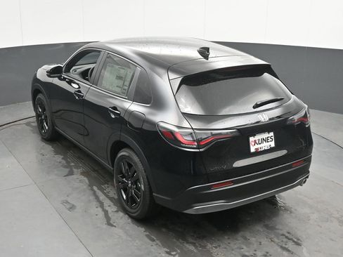 New 2026 Honda HR-V Sport image 30