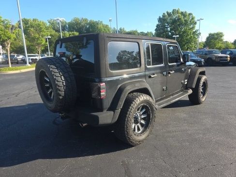 Used 2019 Jeep Wrangler Unlimited Sport S AWD/4WD image 8