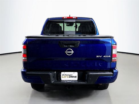 Used 2023 Nissan Frontier SV w/ SV Premium Package image 7