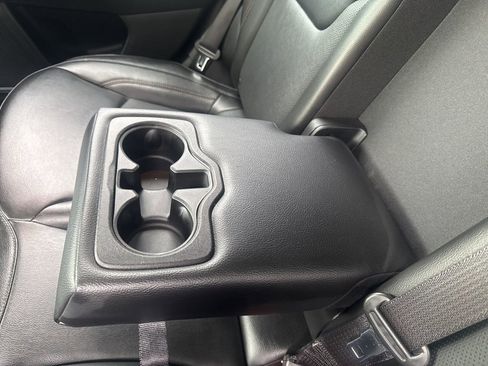 Used 2022 Jeep Compass Limited image 34