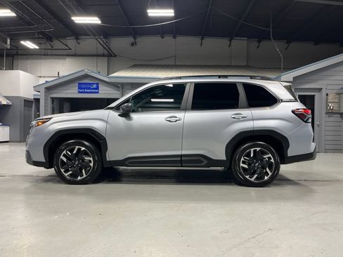 Used 2026 Subaru Forester Limited AWD/4WD image 4