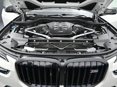 New 2026 BMW X7 M60i image 19