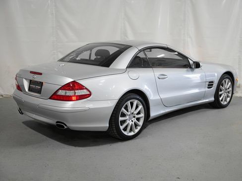 Used 2008 Mercedes-Benz SL 550 image 6