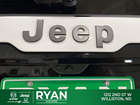 New 2026 Jeep Cherokee Overland w/ Advanced Pro Tech Group AWD/4WD image 14