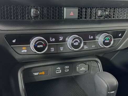 Certified 2024 Honda CR-V EX image 15