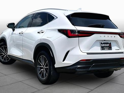 Used 2024 Lexus NX 250 FWD w/ Towing Package (2000 Lbs) image 10