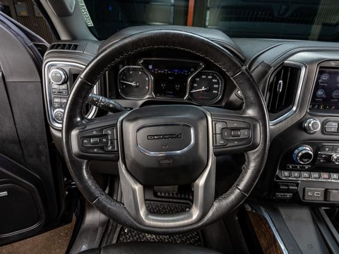 Used 2021 GMC Sierra 2500 Denali w/ Denali Black Diamond Edition image 19