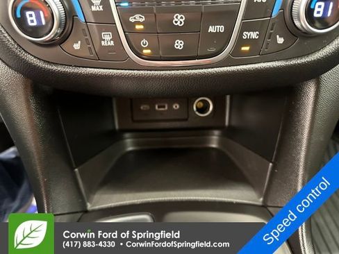 Used 2019 Chevrolet Equinox LT image 26