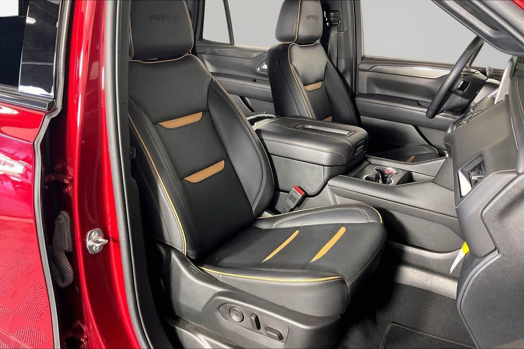 Certified 2023 GMC Yukon AT4 w/ Technology Package AWD/4WD image 28
