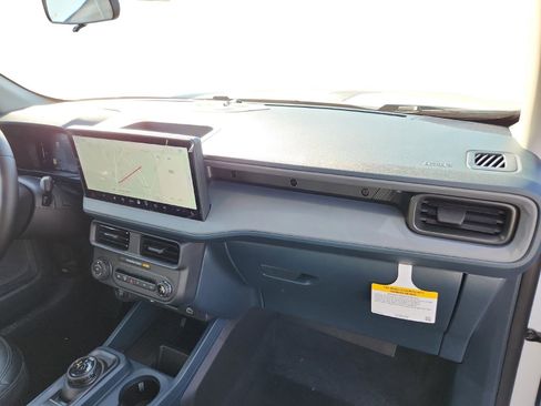 New 2025 Ford Maverick Lariat w/ Black Appearance Package image 25