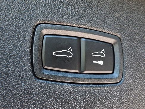 Used 2022 Porsche Cayenne S AWD/4WD image 31