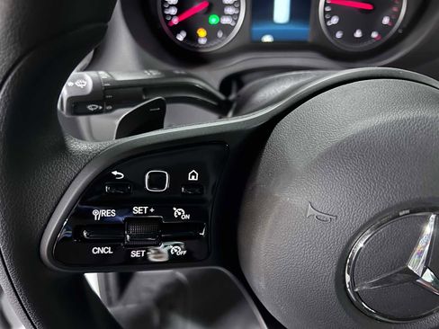 Used 2023 Mercedes-Benz Sprinter 3500 image 19