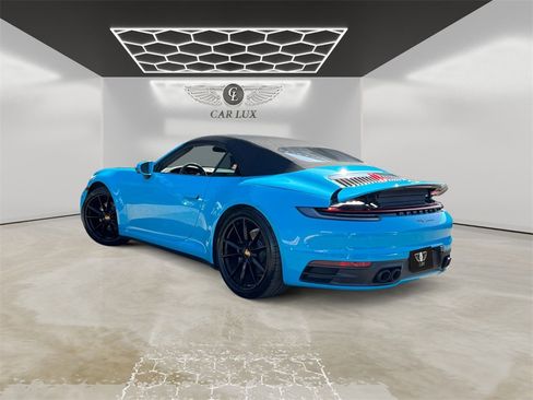 Used 2021 Porsche 911 Carrera image 3