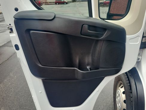 Used 2021 RAM ProMaster 2500 image 24