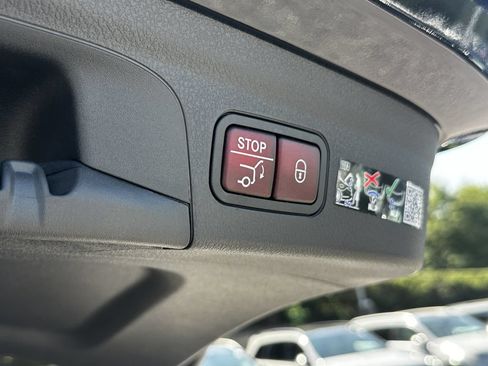 Certified 2026 Mercedes-Benz GLE 350 4MATIC image 22