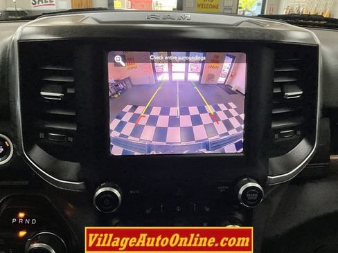 Used 2019 RAM 1500 Big Horn AWD/4WD image 18