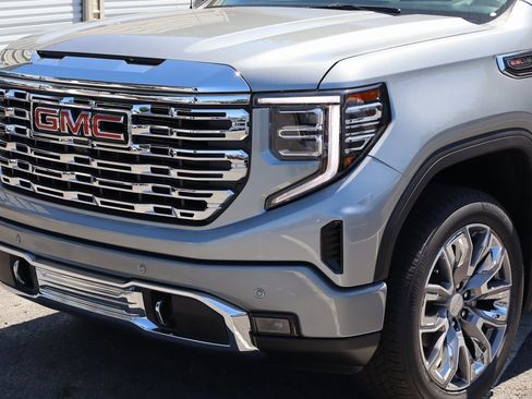 New 2026 GMC Sierra 1500 Denali image 4