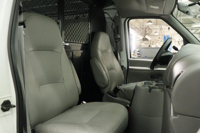 Used 2002 Ford E-150 and Econoline 150 RWD image 20
