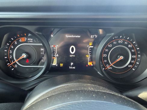 New 2026 Jeep Wrangler Unlimited Rubicon AWD/4WD image 10