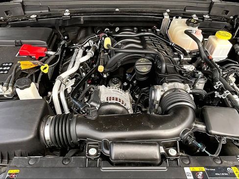 Used 2022 Jeep Gladiator Mojave w/ Auxiliary Switch Group image 31