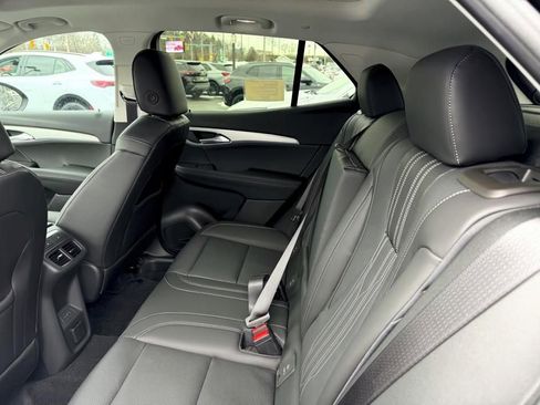 New 2026 Buick Envision Avenir image 7