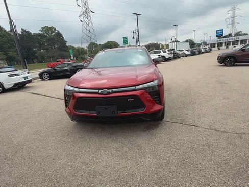 Certified 2024 Chevrolet Blazer EV RS RWD image 3