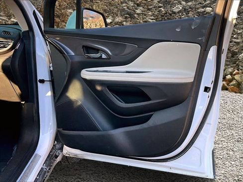 Used 2019 Buick Encore Preferred image 20