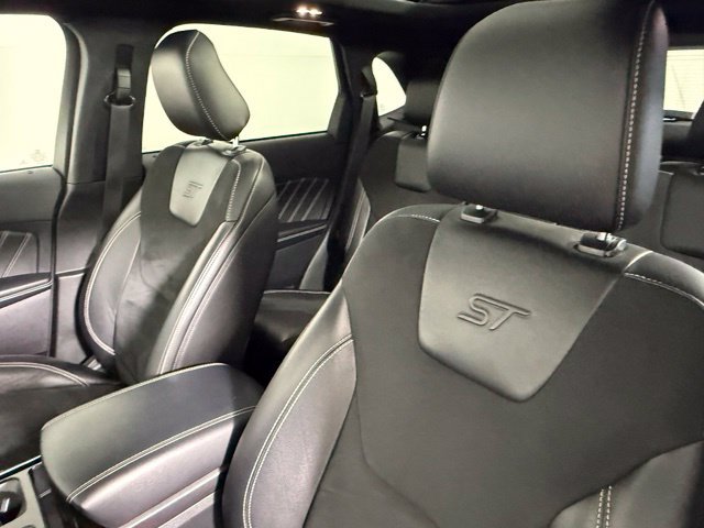 Used 2020 Ford Edge ST w/ Equipment Group 401A AWD/4WD image 33
