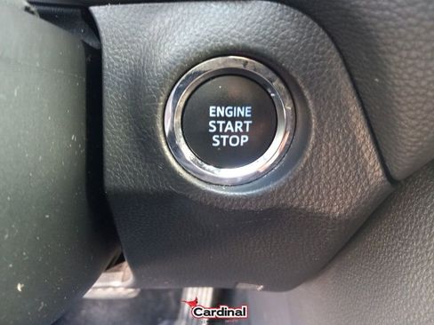 Used 2021 Toyota RAV4 XLE image 29