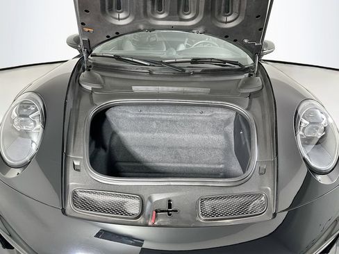 New 2024 Porsche 911 GT3 RS RWD image 30