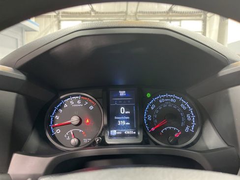 Used 2023 Toyota Tacoma SR image 19