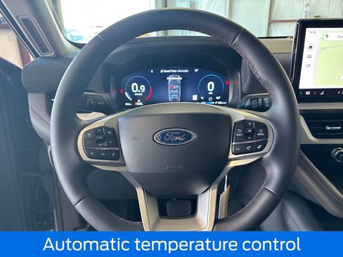 New 2026 Ford Explorer Active RWD image 12