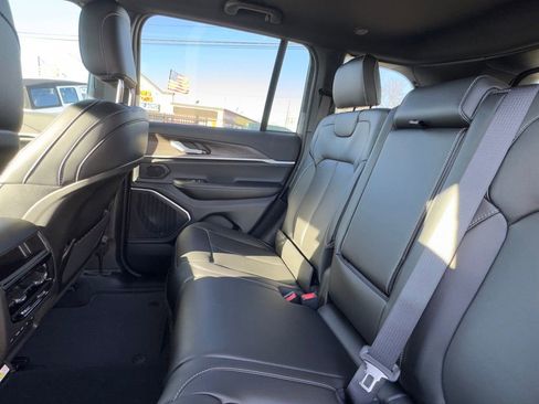 New 2026 Jeep Grand Cherokee Limited w/ Limited Altitude Package image 15