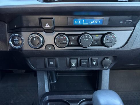 Used 2023 Toyota Tacoma TRD Off-Road image 23