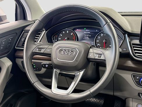 Certified 2024 Audi Q5 2.0T Premium image 18