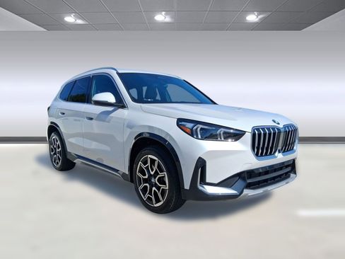 Used 2025 BMW X1 xDrive28i w/ Premium Package image 7