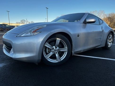 Used 2012 Nissan 370Z Touring image 6