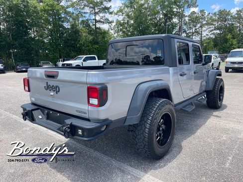 Used 2020 Jeep Gladiator Sport w/ Quick Order Package 24S AWD/4WD image 15
