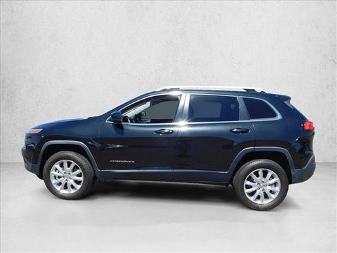 Used 2015 Jeep Cherokee Limited w/ Luxury Group AWD/4WD image 15