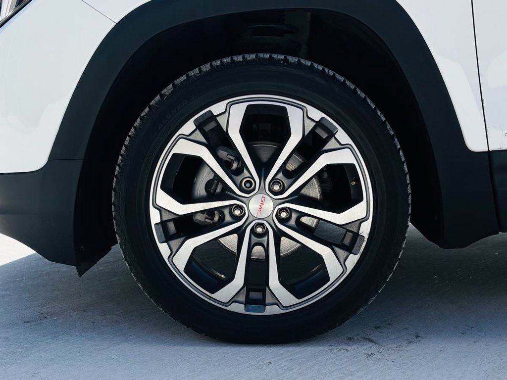 Used 2021 GMC Terrain SLT w/ Infotainment Package II AWD/4WD image 28