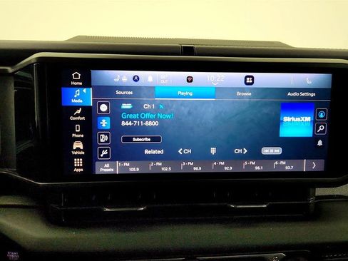 Used 2025 Jeep Wrangler Unlimited Sahara image 18