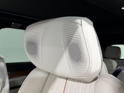 New 2026 Cadillac Vistiq Sport AWD/4WD image 24