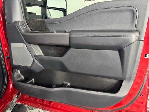 Used 2024 Ford F250 Lariat w/ Lariat Ultimate Package image 30