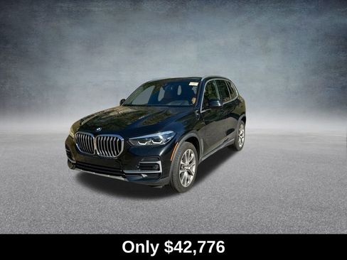 Used 2022 BMW X5 xDrive40i w/ Premium Package image 4