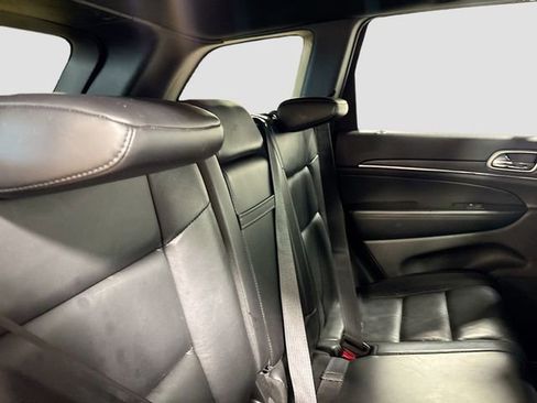 Used 2018 Jeep Grand Cherokee Limited AWD/4WD image 30